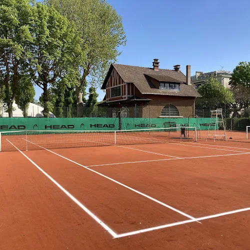 Le Country Sports Club